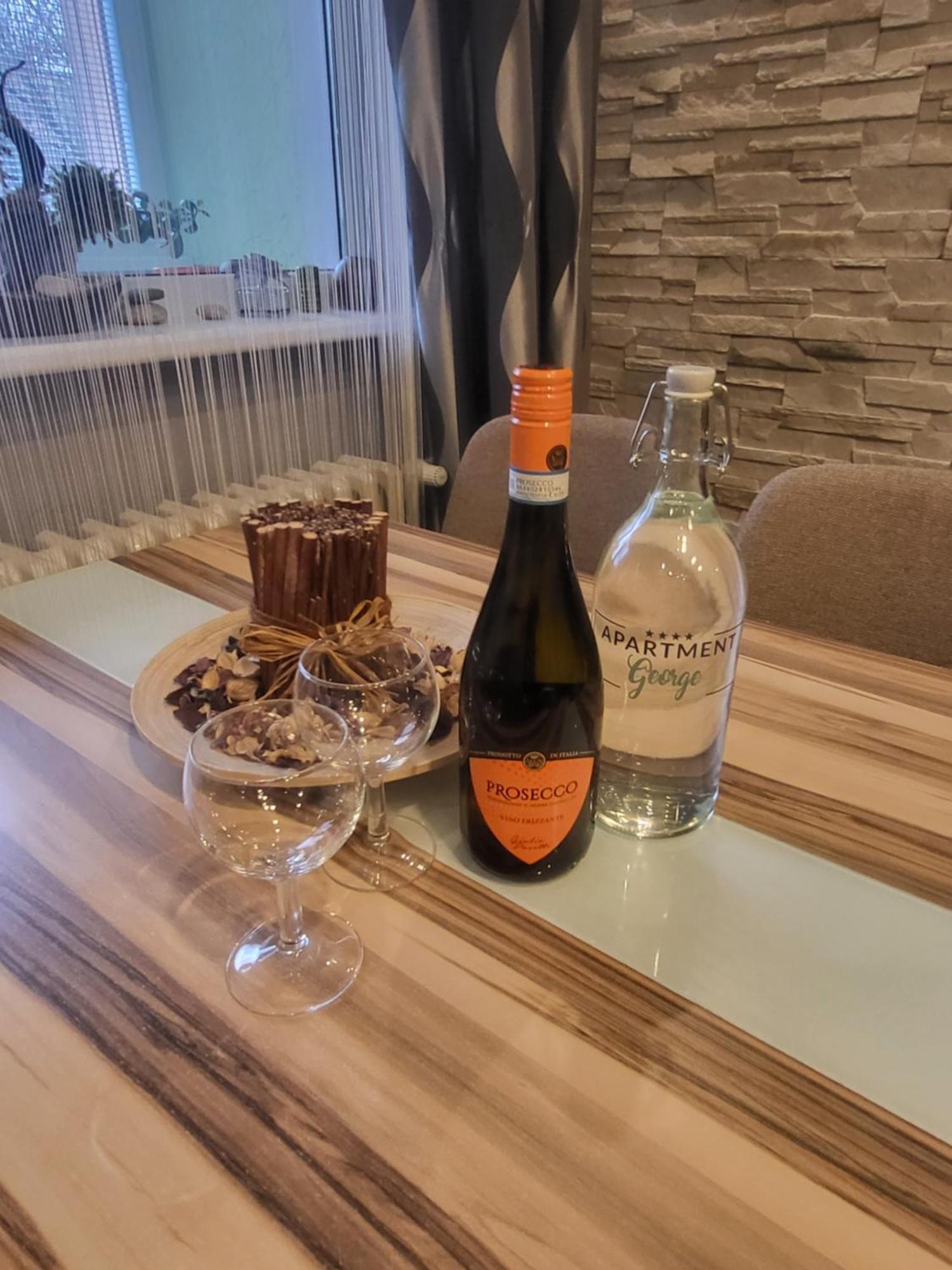 Apartman George ブラチスラヴァ エクステリア 写真